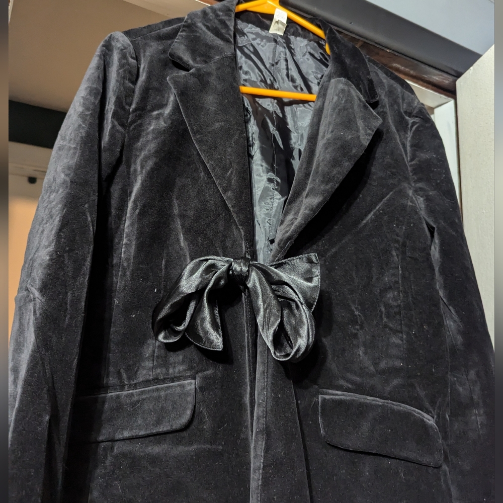 Old Navy Black Jacket